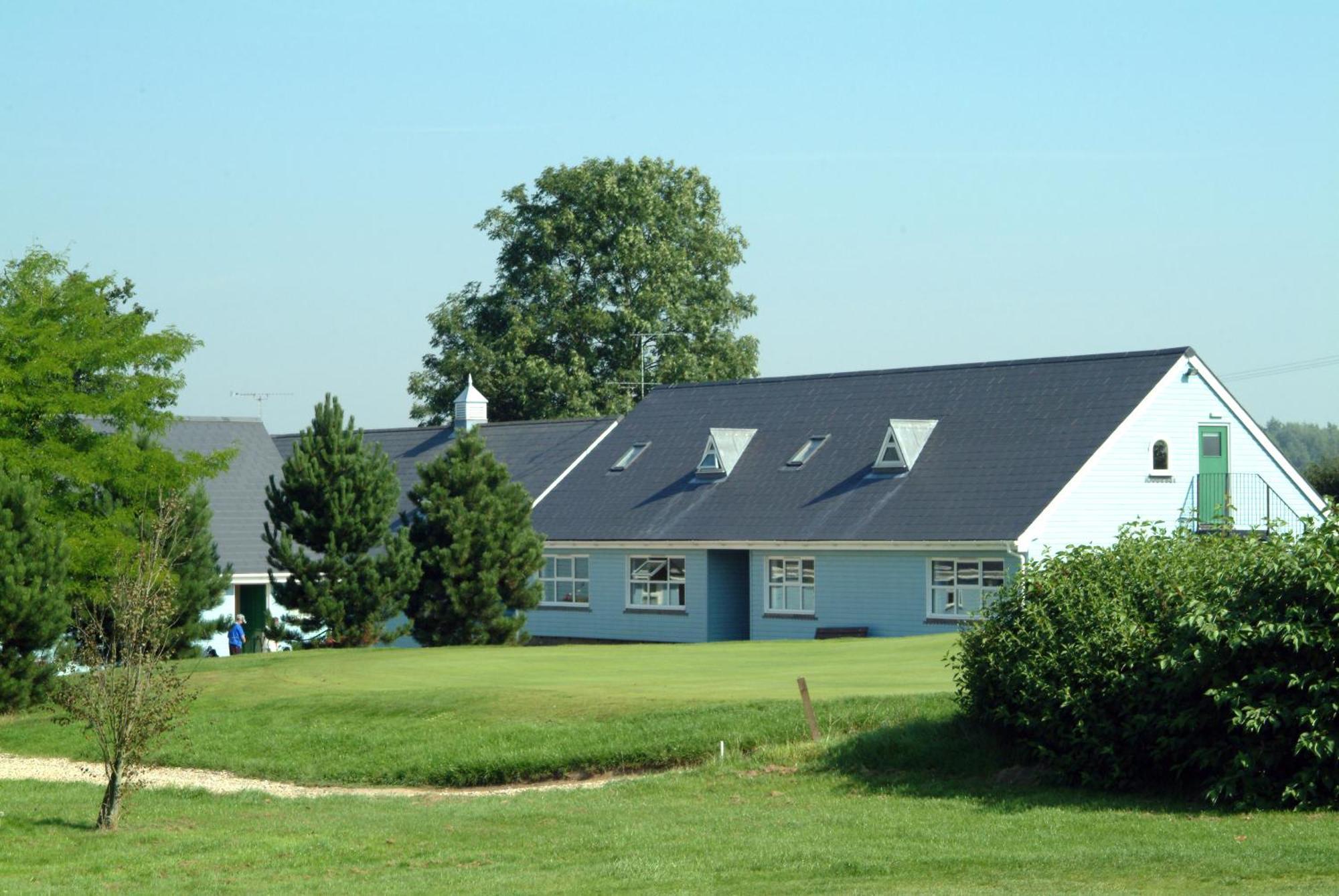 WattonRichmond Park Golf Clubアパートメント エクステリア 写真